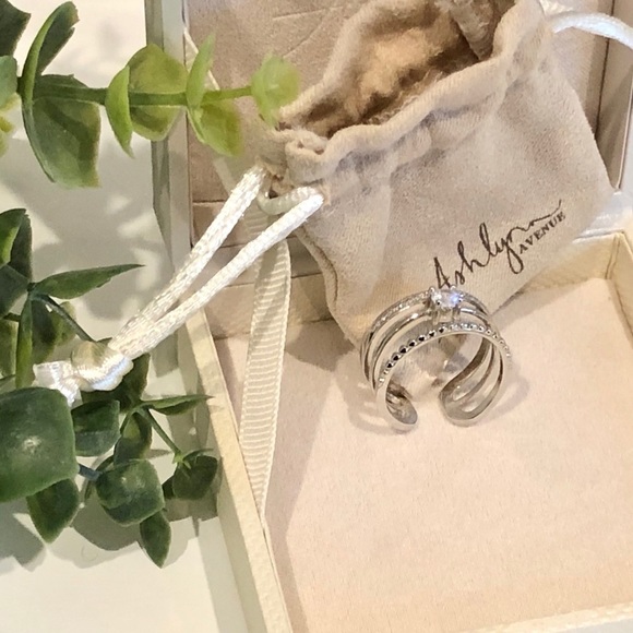 Ashlynn Avenue Aurora White Gold Trio Wrap Ring - Picture 2 of 8